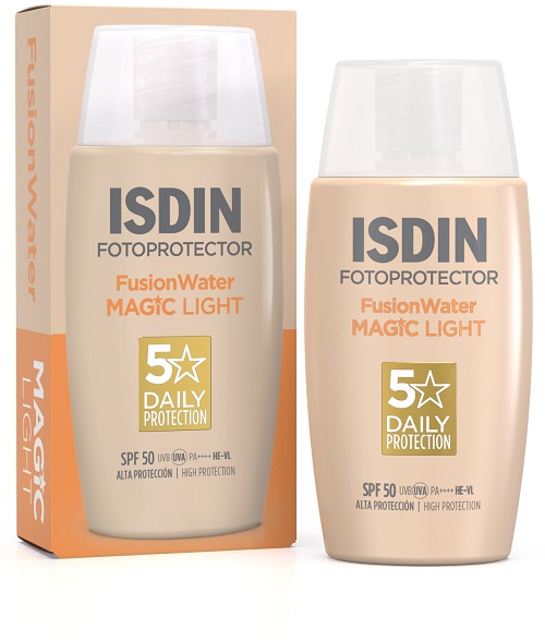 FUSION WATER MAGIC COLOR LIGHT SPF50 50 ML - Farmafamily.it