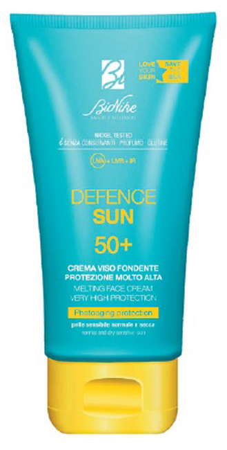 DEFENCE SUN CREMA VISO FONDENTE 50+ 50 ML - Farmafamily.it
